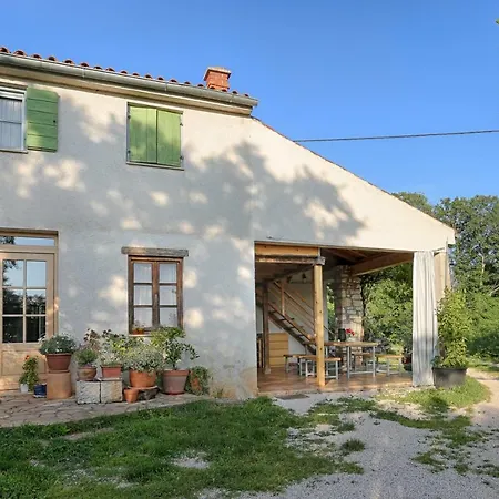 Apartment Rural Geja